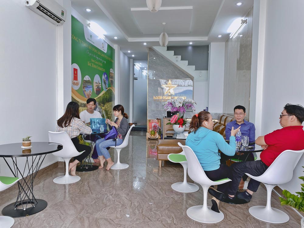 Hình ảnh công chứng đất Bắc Bình - Bình Thuận tại văn phòng Gia Phúc Land